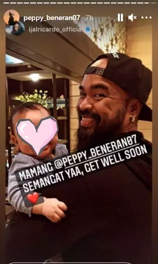 Komedian Peppy diduga positif Covid-19, harus pakai selang oksigen berbagai sumber