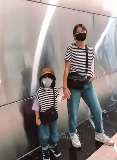 Gaya outfit ratu antagonis momong anak dari berbagai sumber Gaya outfit ratu antagonis momong anak dari berbagai sumber