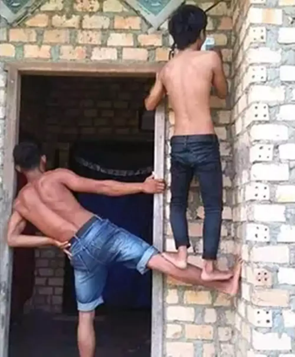 potret lucu team work © 2021 berbagai sumber potret lucu team work © 2021 berbagai sumber