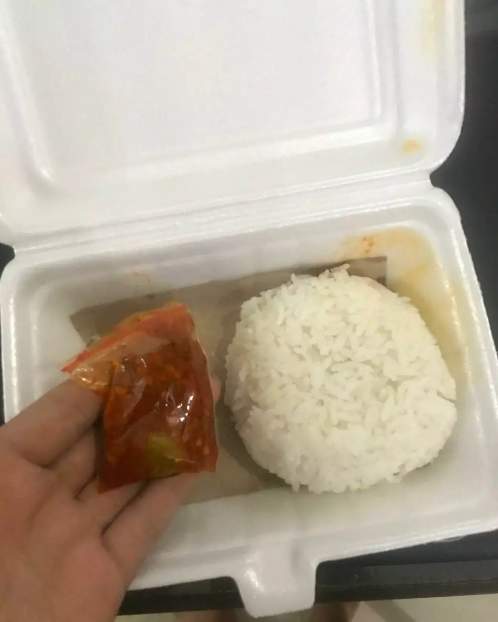 isi nasi kotak kocak © 2021 berbagai sumber