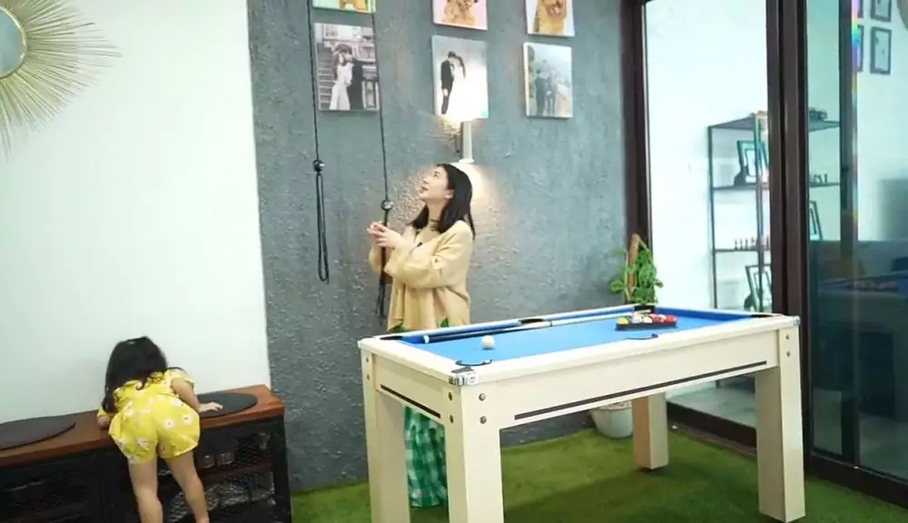 rumah Felicya Angelista dan Caesar Hito © 2021 brilio.net YouTube