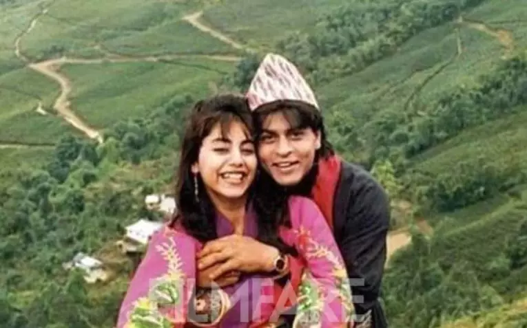 Shah Rukh Khan dan Gauri zaman pacaran © 2021 brilio.net Shah Rukh Khan dan Gauri zaman pacaran © 2021 brilio.net