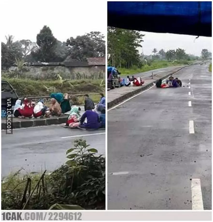 momen lucu lagi makan bareng © 2021 1cak.com momen lucu lagi makan bareng © 2021 1cak.com