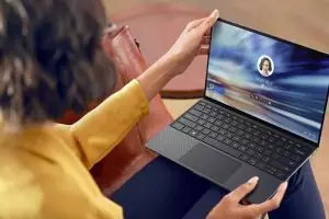 8 Rekomendasi laptop terbaik, harganya sesuaikan deh dengan bujet kamu
