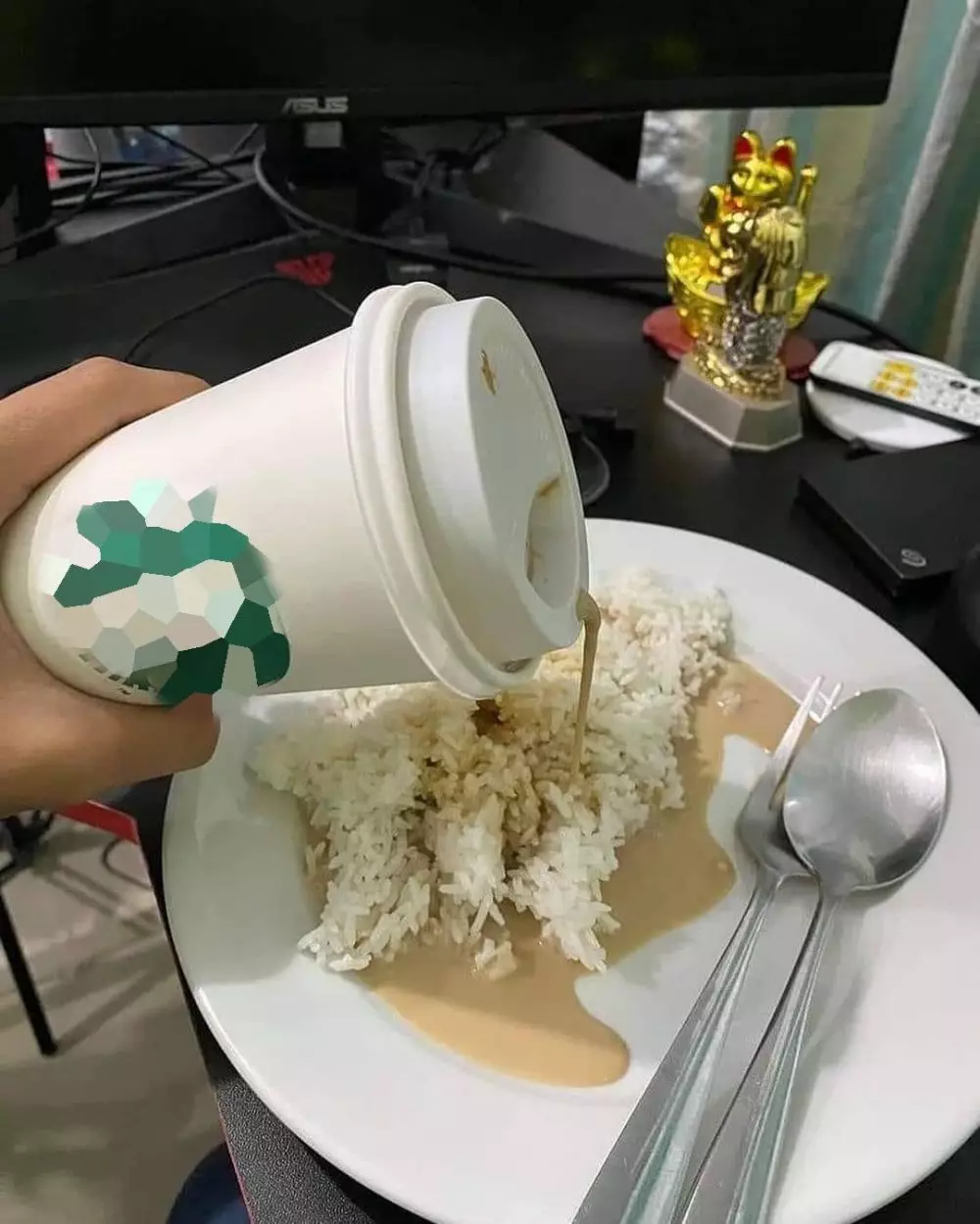 aksi kocak pembeli © 2021 berbagai sumber