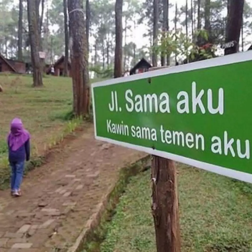 pelesetan lucu nama jalan © 2021 berbagai sumber pelesetan lucu nama jalan © 2021 berbagai sumber