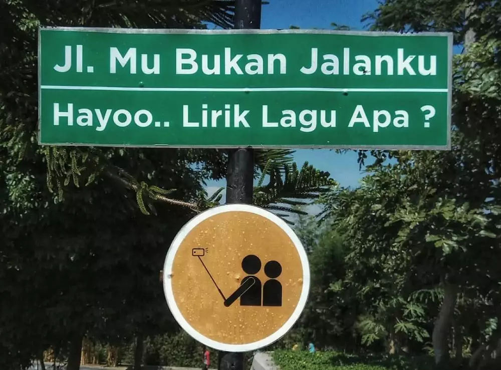 pelesetan lucu nama jalan © 2021 berbagai sumber pelesetan lucu nama jalan © 2021 berbagai sumber