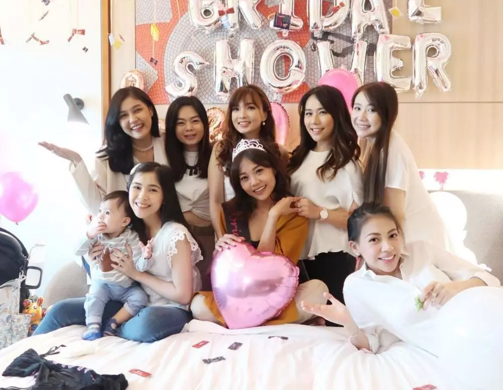 Potret bridal shower 8 mantan personel girlband © berbagai sumber