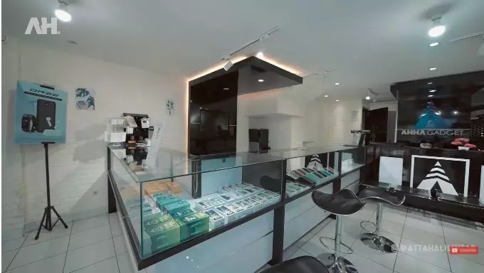 penampakan kantor atta halilintar © YouTube penampakan kantor atta halilintar © YouTube