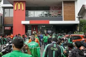 35 ribu driver Gojek dapat tip Rp 159 juta dari para fans BTS