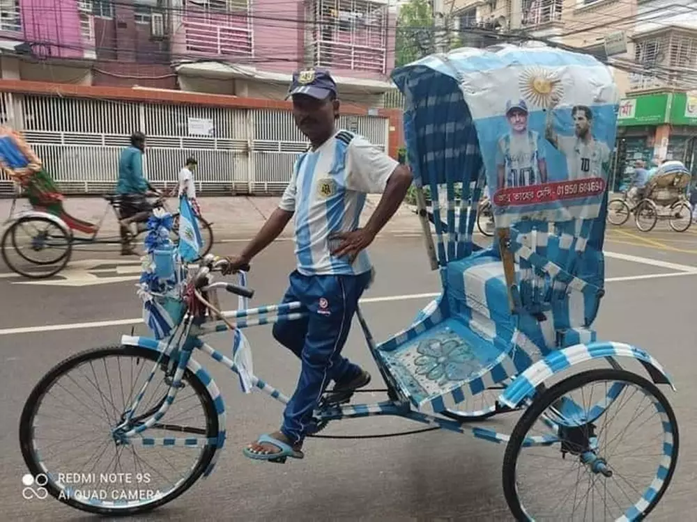 kreasi kocak ala bapak-bapak © 2021 berbagai sumber