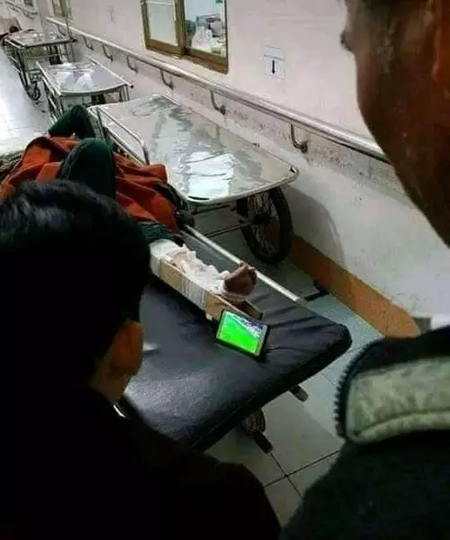 momen merepotkan orang lain © 2021 berbagai sumber