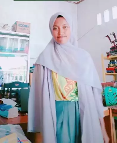 Afifah kepala sekolah SD © TikTok Afifah kepala sekolah SD © TikTok