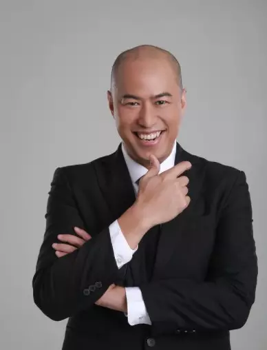 Cerita Pandji Pragiwaksono positif Covid-19 kedua kali Instagram/@pandji.pragiwaksono