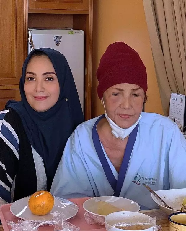 Potret hangat Elma Theana dan Waty Siregar Instagram/@elmatheana