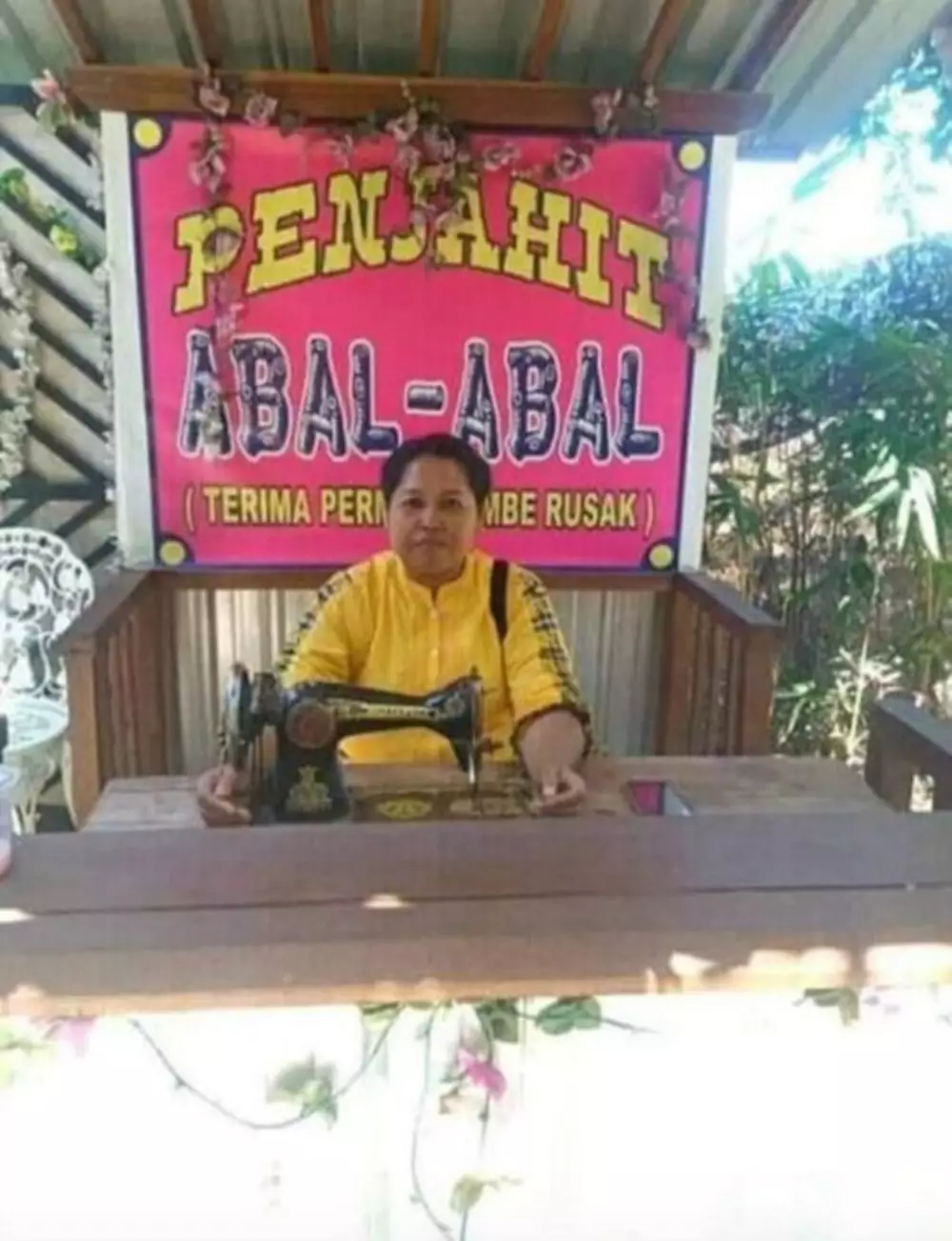 emak-emak lagi jualan © 2021 berbagai sumber emak-emak lagi jualan © 2021 berbagai sumber