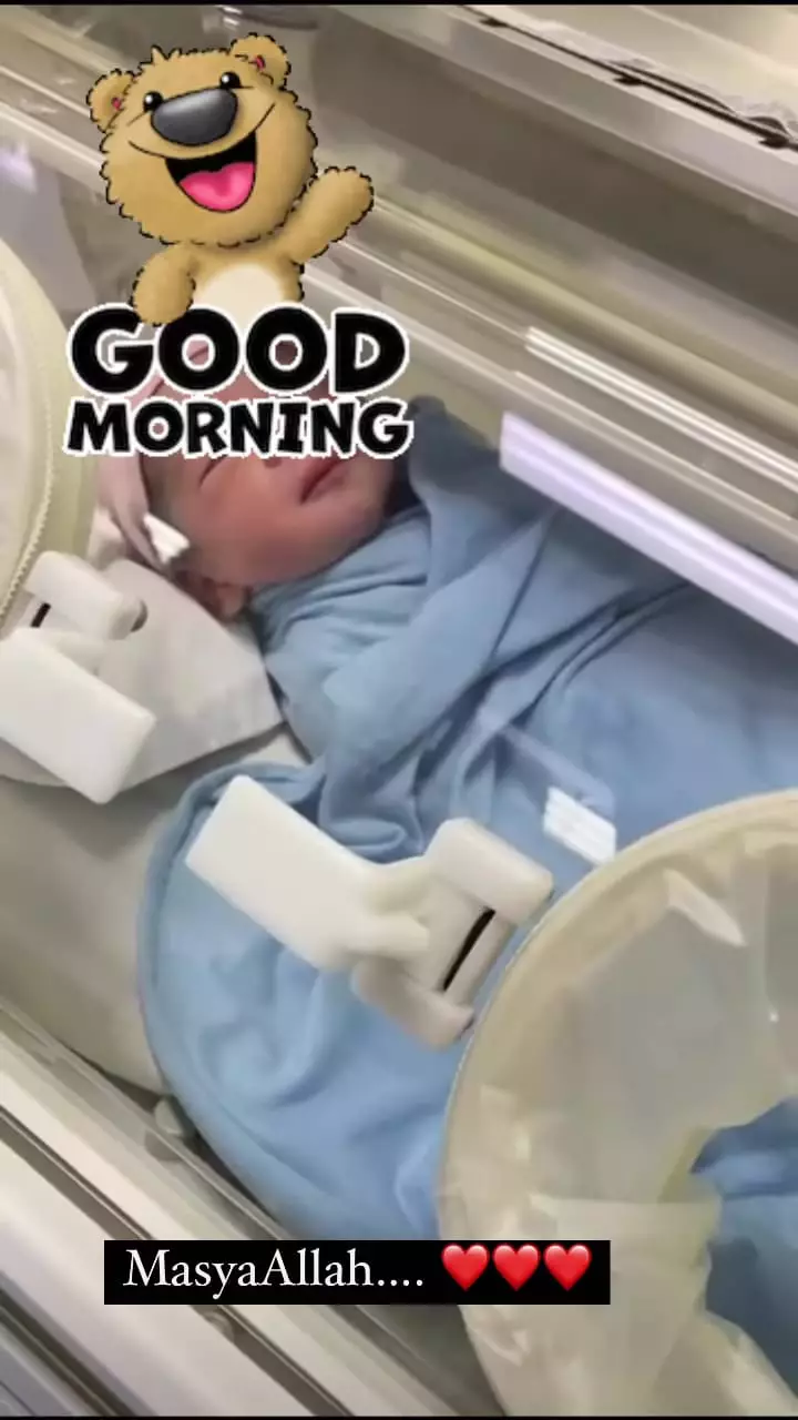 tata janeeta melahirkan © instagram