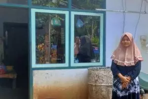 Inspiratif, anak kuli bangunan berhasil masuk UGM