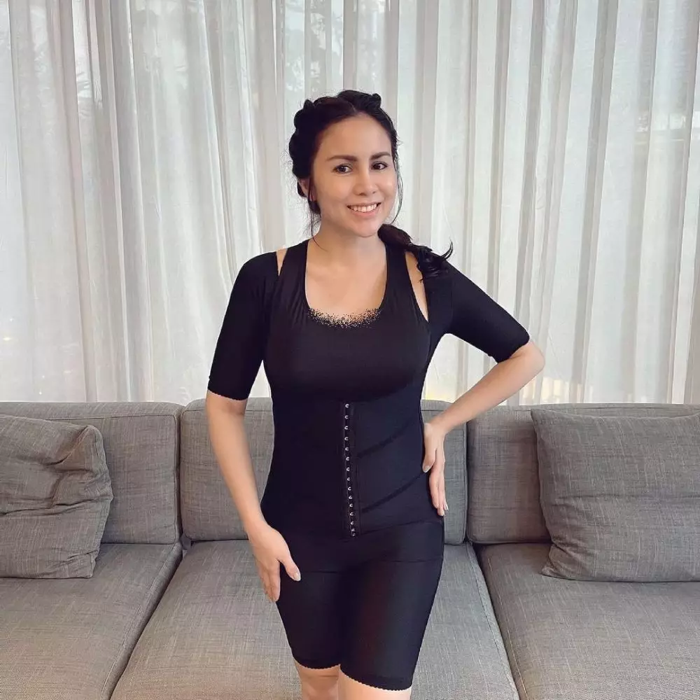 seleb istri pengusaha tanpa makeup © 2021 berbagai sumber