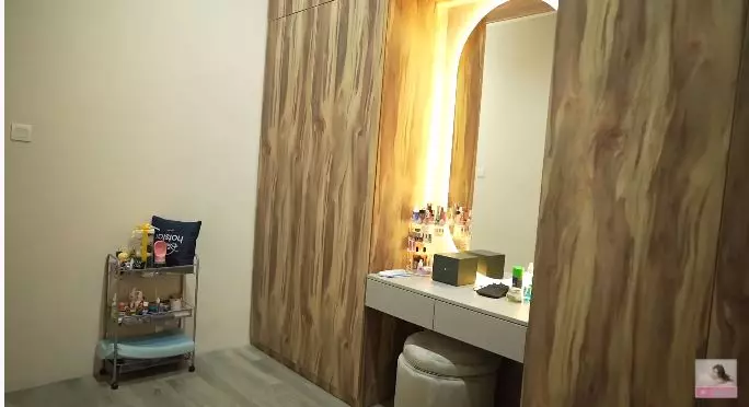 kamar felicya dan caesar hito © YouTube
