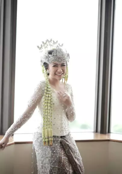 pernikahan adik ipar Siti Badriah © 2021 brilio.net pernikahan adik ipar Siti Badriah © 2021 brilio.net