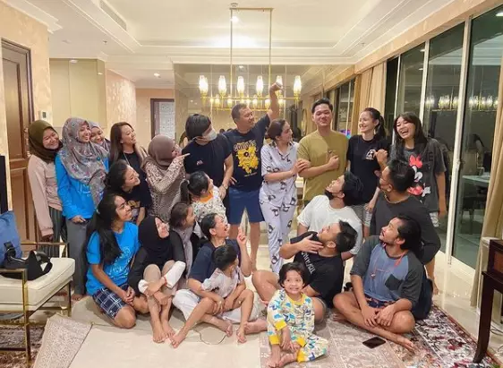 surprise ulang tahun Azriel Hermansyah © 2021 brilio.net