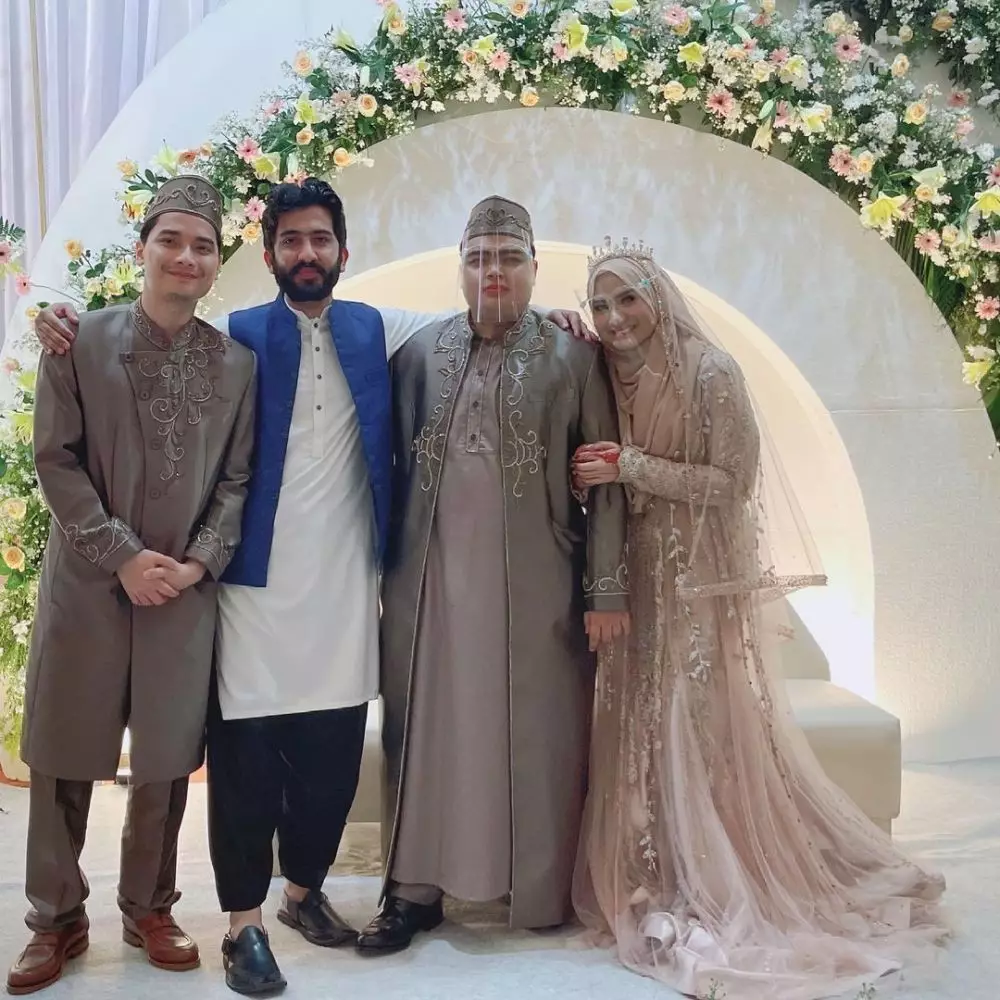 Momen resepsi Ameer Azzikra © 2021 brilio.net