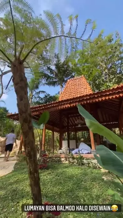 villa zaskia mecca di hutan © 2021 instagram.com villa zaskia mecca di hutan © 2021 instagram.com