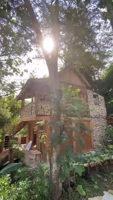 villa zaskia mecca di hutan © 2021 instagram.com villa zaskia mecca di hutan © 2021 instagram.com