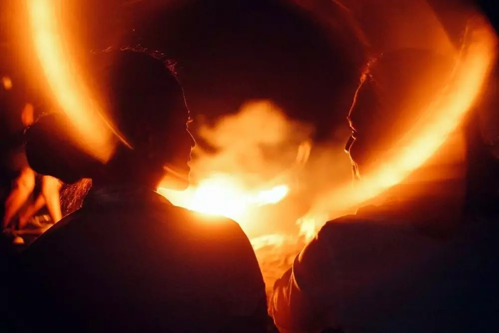 Redsix © 2021 brilio.net