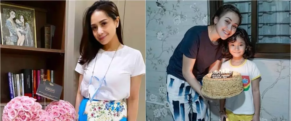 Beda gaya Nagita Slavina dan Ayu Ting Ting saat kenakan kaus © 2021 brilio.net Beda gaya Nagita Slavina dan Ayu Ting Ting saat kenakan kaus © 2021 brilio.net