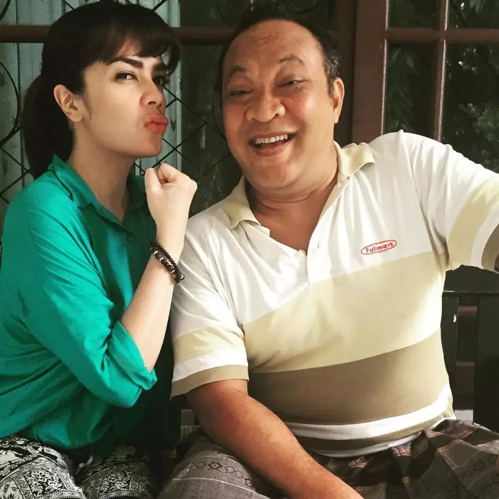 momen kenangan edy oglek kardun dan romlah © instagram