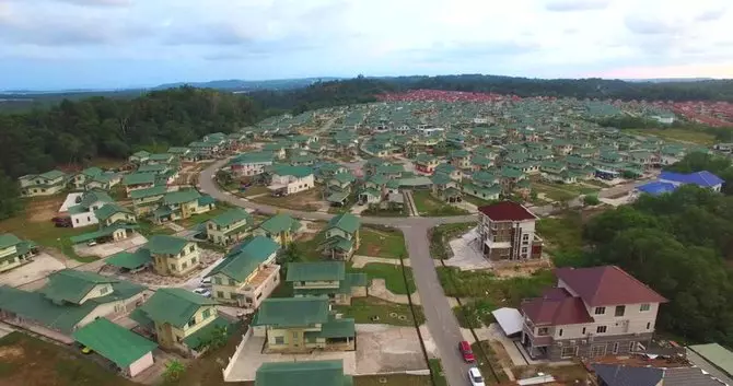 potret perkampungan mewah di Brunei © YouTube/Kang Adink potret perkampungan mewah di Brunei © YouTube/Kang Adink