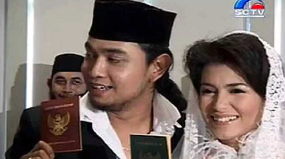 potret lawas pernikahan presenter cantik © Liputan6.com