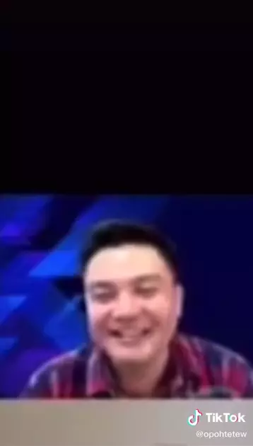 reaksi dosen dengar jawaban mahasiswi saat kuliah online © TikTok/@opohtetew