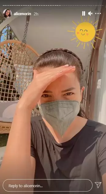 Potret Alice Norin jalani isolasi mandiri Instagram/@alicenorin