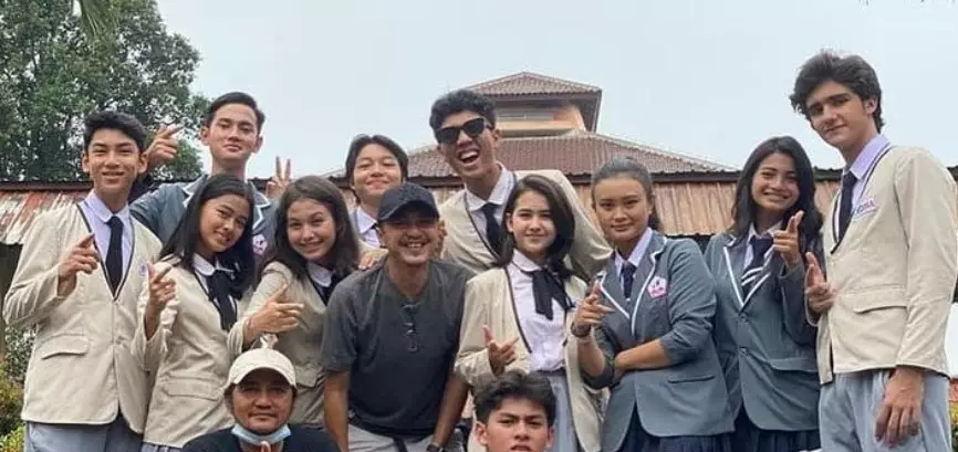 Potret terbaru pemain Sinetron 'Dari Jendela SMP © berbagai sumber