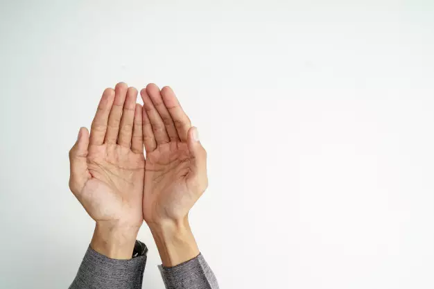 Amalan saat turun hujan © 2021 brilio.net