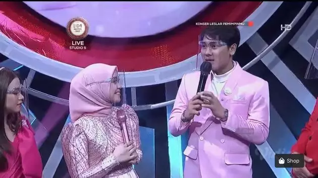 Tanggal pernikahan Lesty Kejora dan Rizky Billar © 2021 brilio.net Tanggal pernikahan Lesty Kejora dan Rizky Billar © 2021 brilio.net