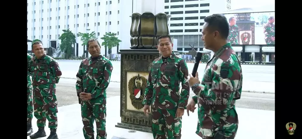 KASAD perintahkan Pangdam cari Dandim gembro © 2021 brilio.net