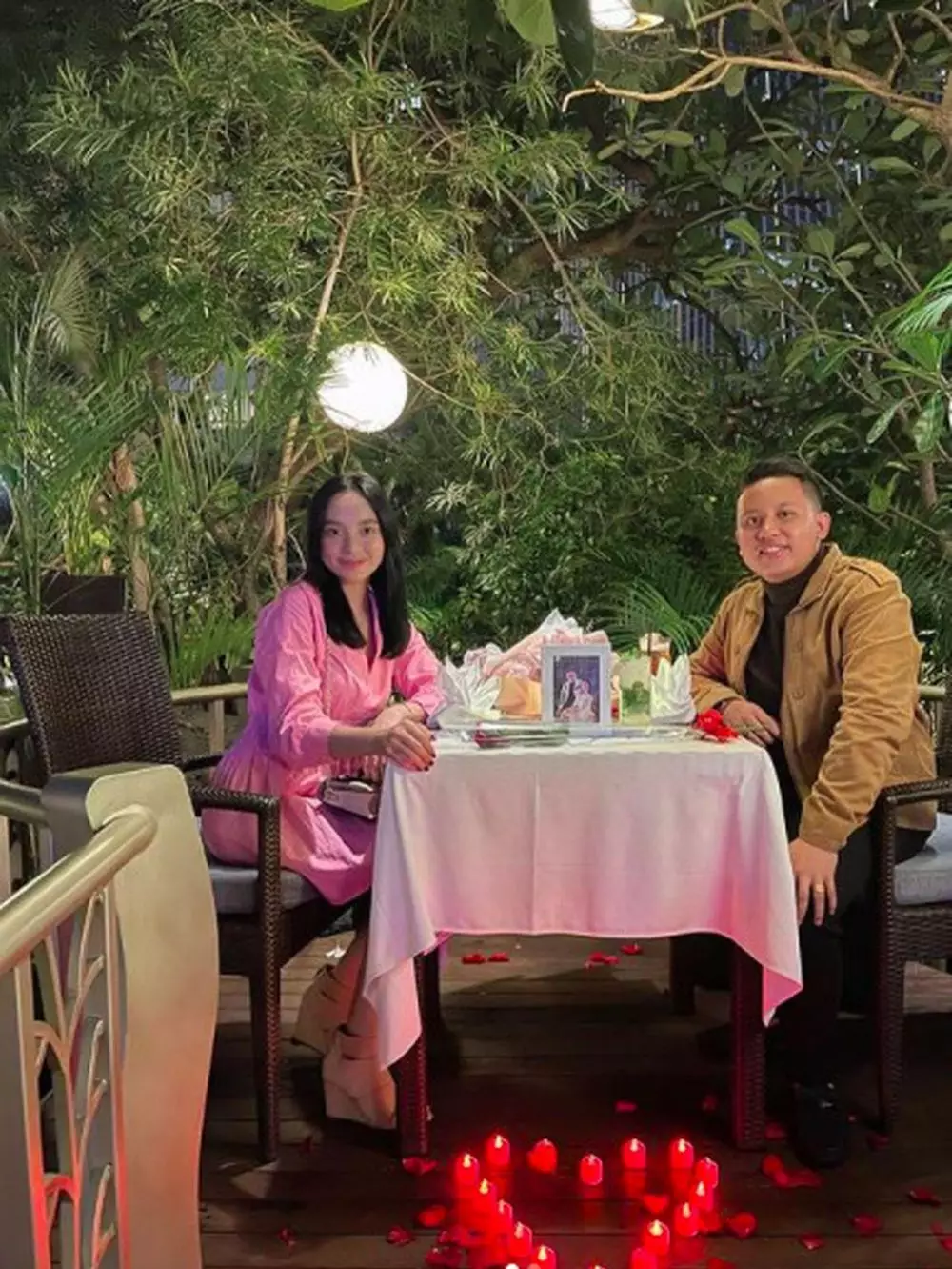 potret Lyodra Ginting dan kekasih © Instagram
