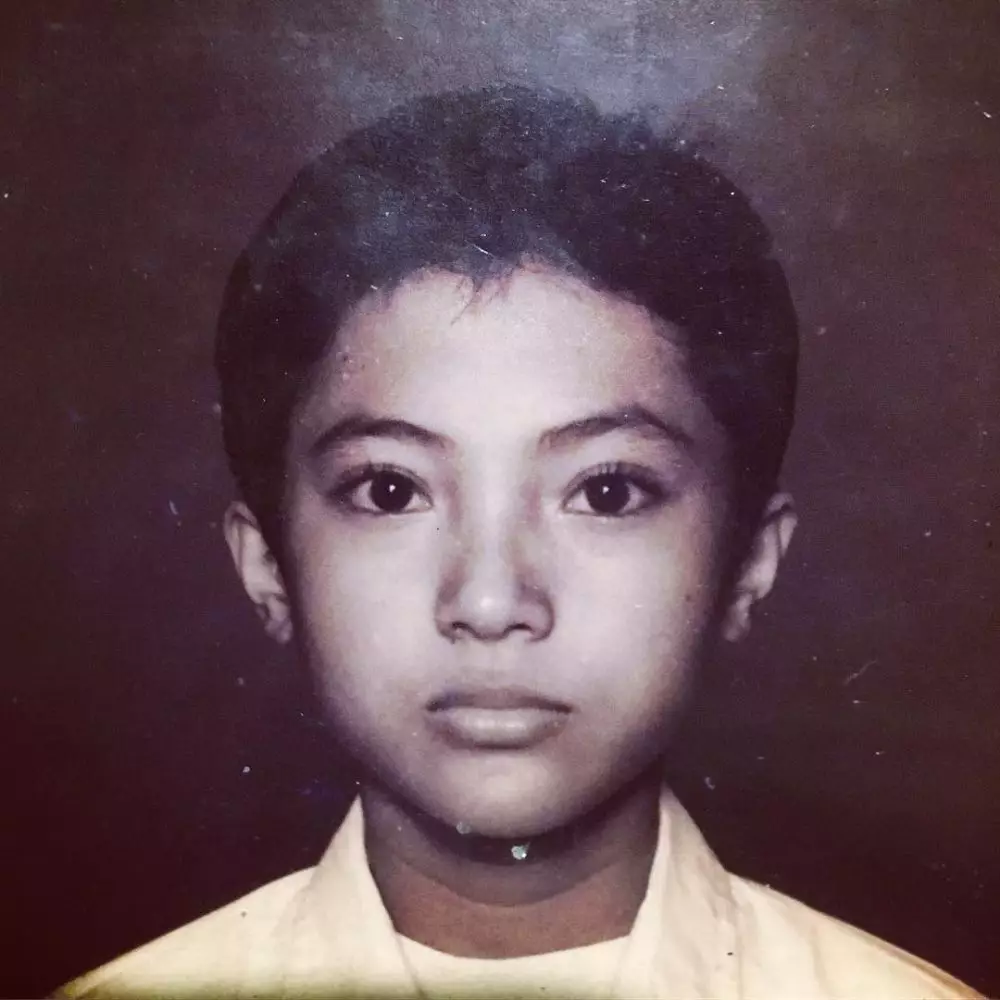 Transformasi gaya rambut Poppy Sovia © 2021 brilio.net Transformasi gaya rambut Poppy Sovia © 2021 brilio.net