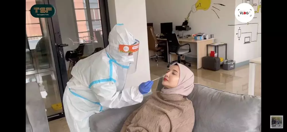 Cerita kesedihan Zaskia Sungkar © 2021 brilio.net Cerita kesedihan Zaskia Sungkar © 2021 brilio.net