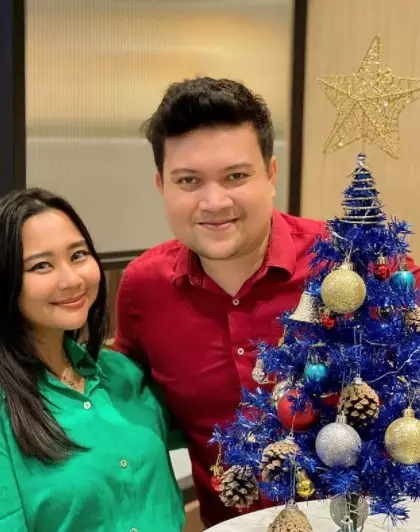 Potret mantan penyanyi cilik era 90-an bareng pasangan dari berbagai sumber