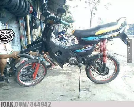 momen lucu waktu nambal ban © 2021 1cak.com momen lucu waktu nambal ban © 2021 1cak.com