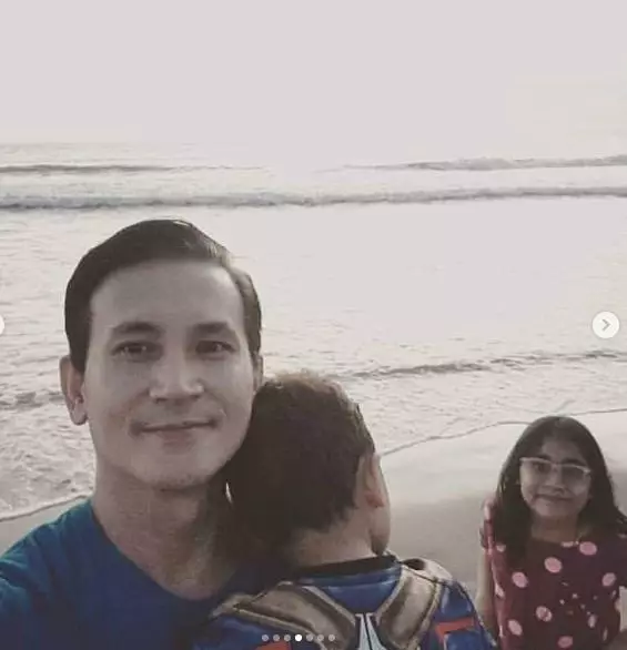 potret Marcelino Lefrandt asuh anak © Instagram/@marcelinolefrandt