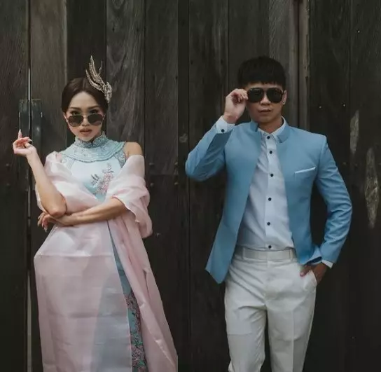 Seleb tunda pernikahan akibat Covid-19 © berbagai sumber Seleb tunda pernikahan akibat Covid-19 © berbagai sumber