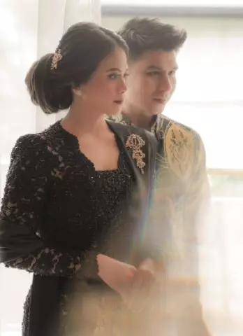 Momen lamaran Ifan Govinda dan Clarine Dieta © Instagram/@muhammadirfan