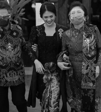 Momen lamaran Ifan Govinda dan Clarine Dieta © Instagram/@muhammadirfan