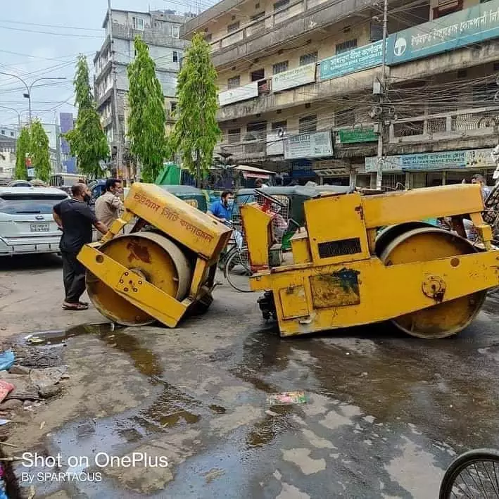 momen apes kuli bangunan © 2021 instagram.com